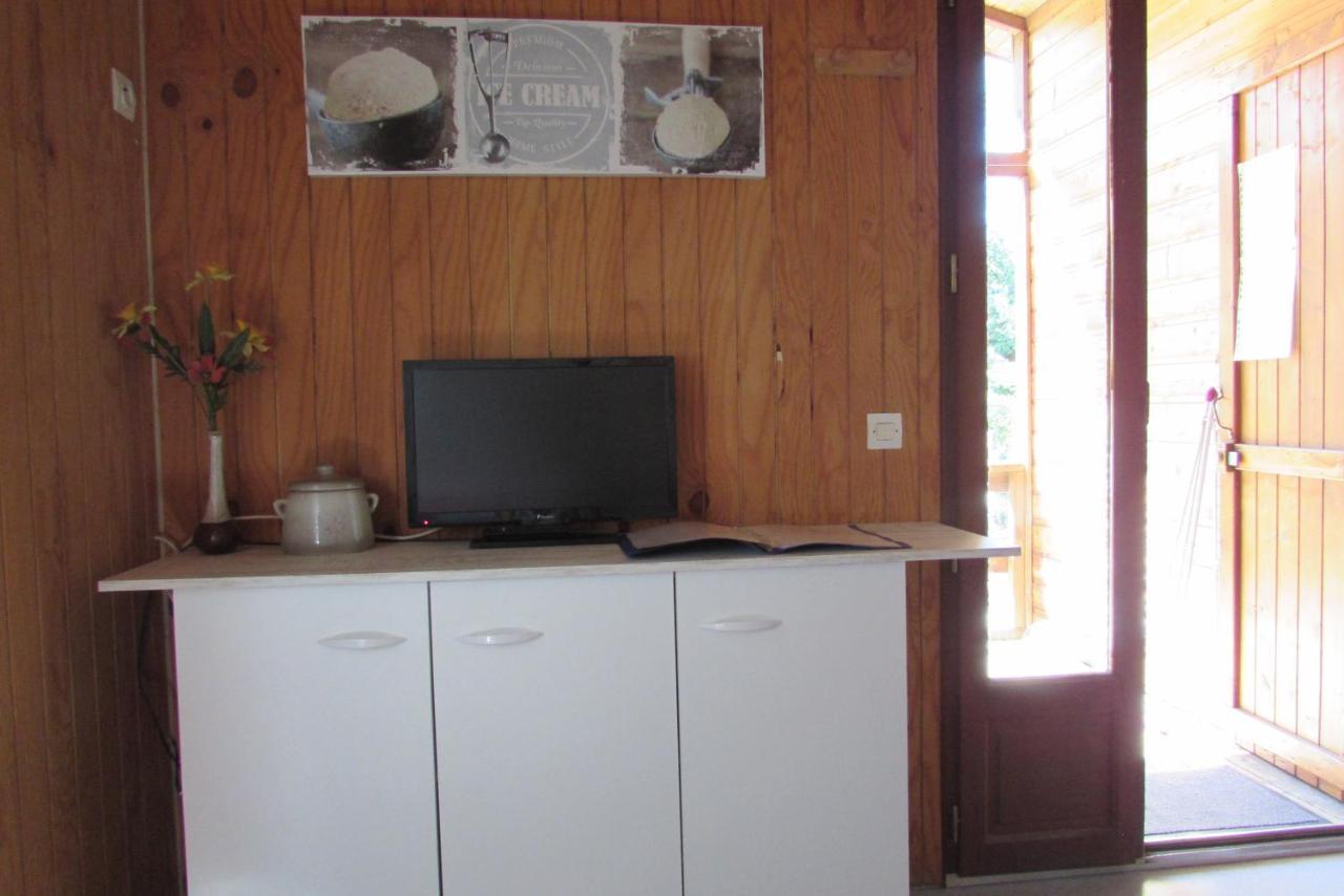 Les Chalets Du Verger Des Ascarines Corneilla-de-Conflent Exteriör bild