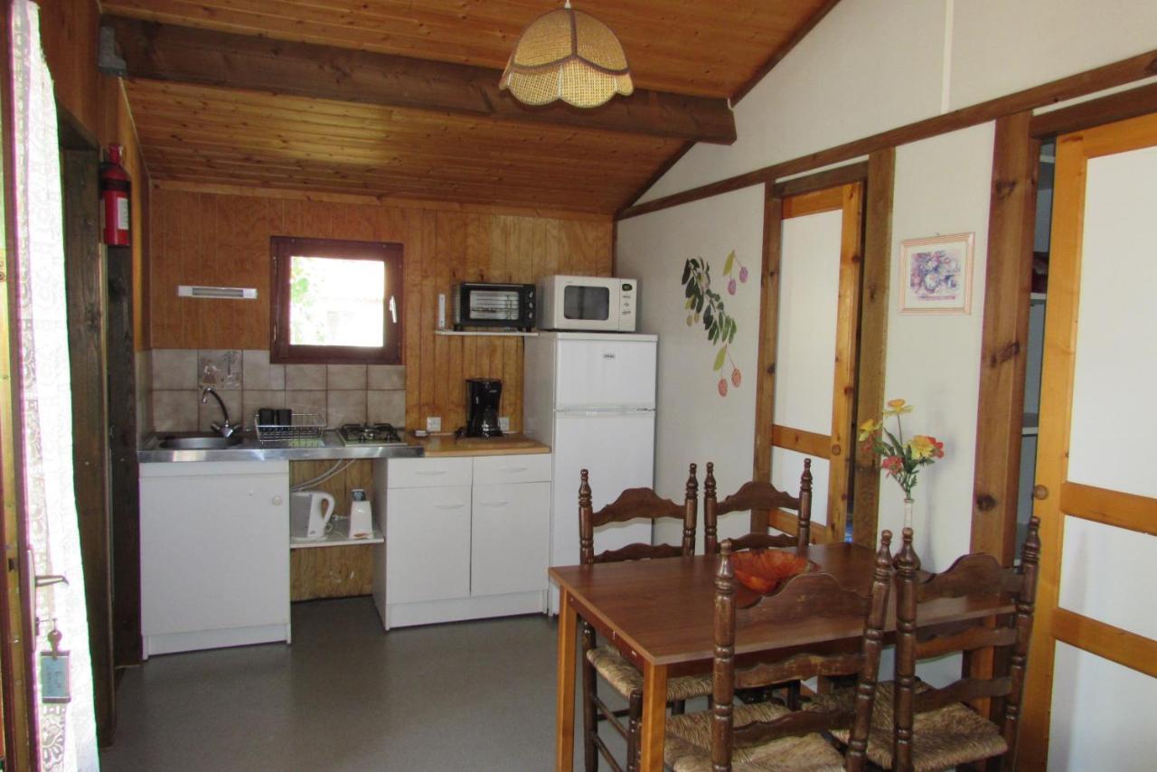 Les Chalets Du Verger Des Ascarines Corneilla-de-Conflent Exteriör bild